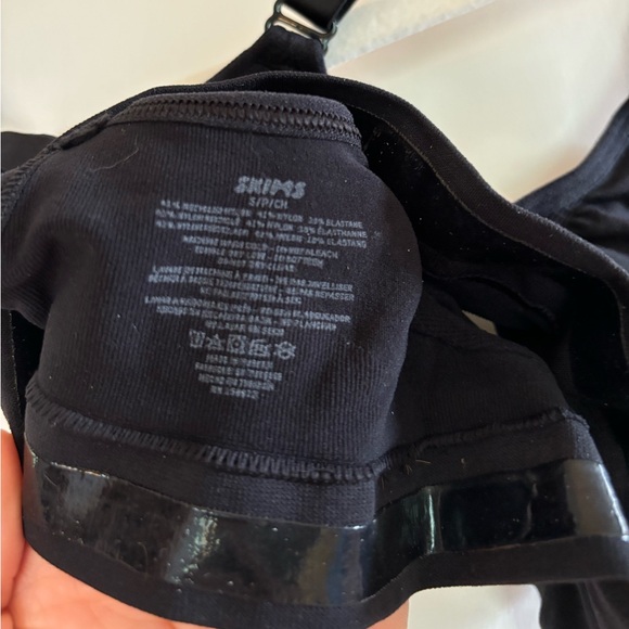 Skims Seamless Sculpt Bralette Onyx size Small New in box - Picture 6 of 7